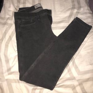 Gray Abercrombie & Fitch jeggings
